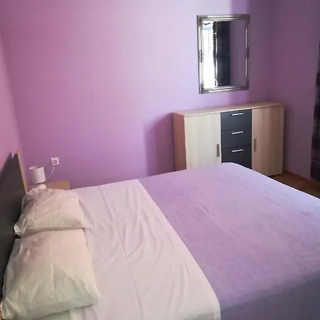 Apartman Pino Apartment *