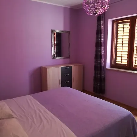 Apartment Apartman Pino *