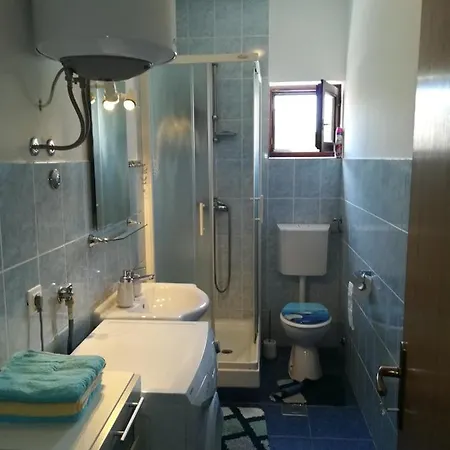 Apartman Pino 풀라
